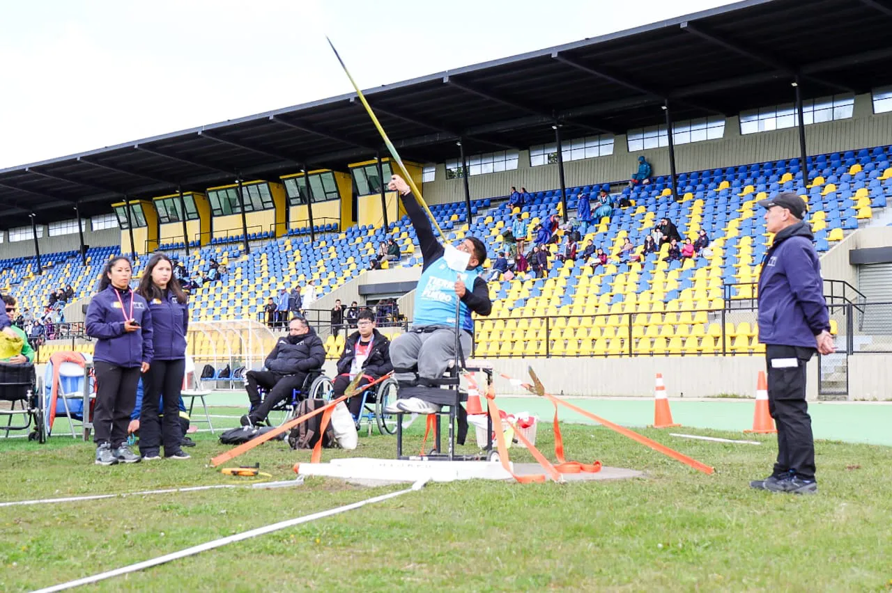 photo_4976490503671057181_y