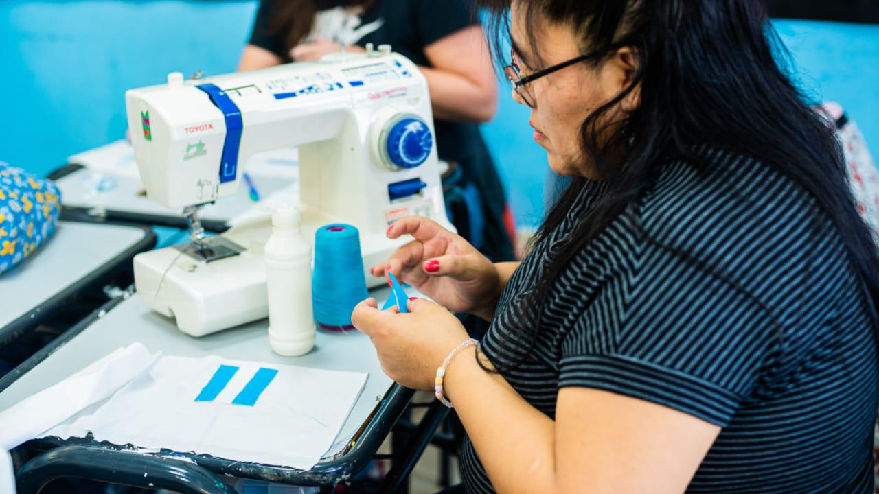 photo_4904422739146813995_y