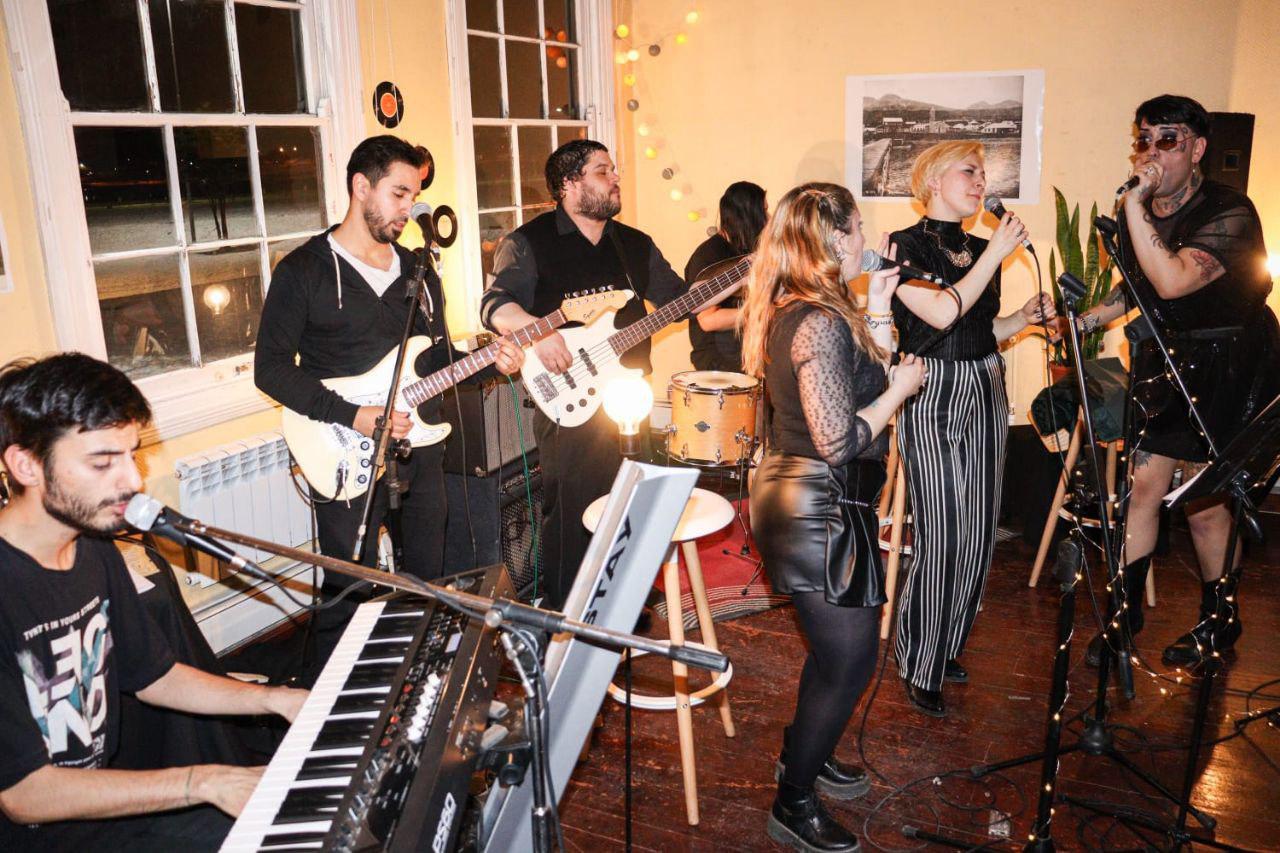 photo_4900326302419102747_y