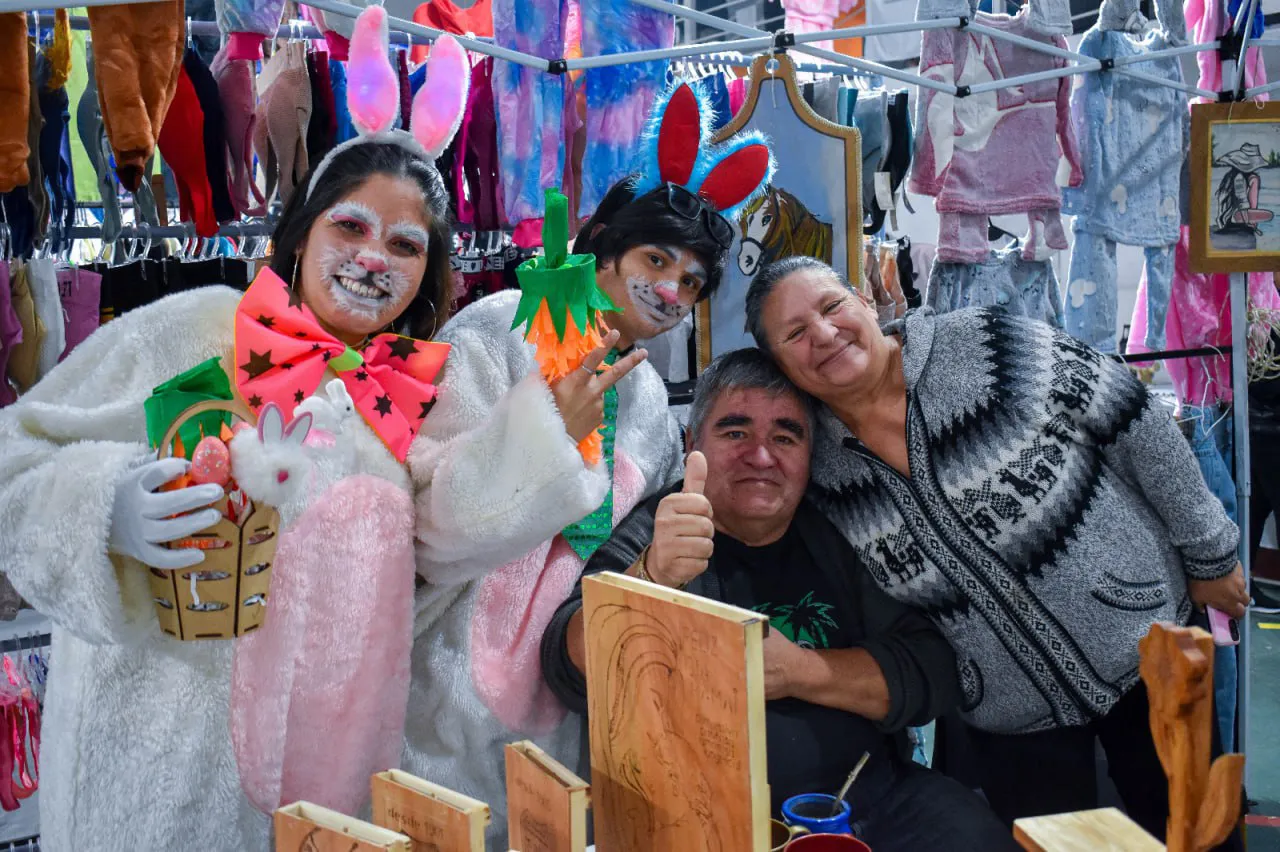 photo_4913779918106635995_y