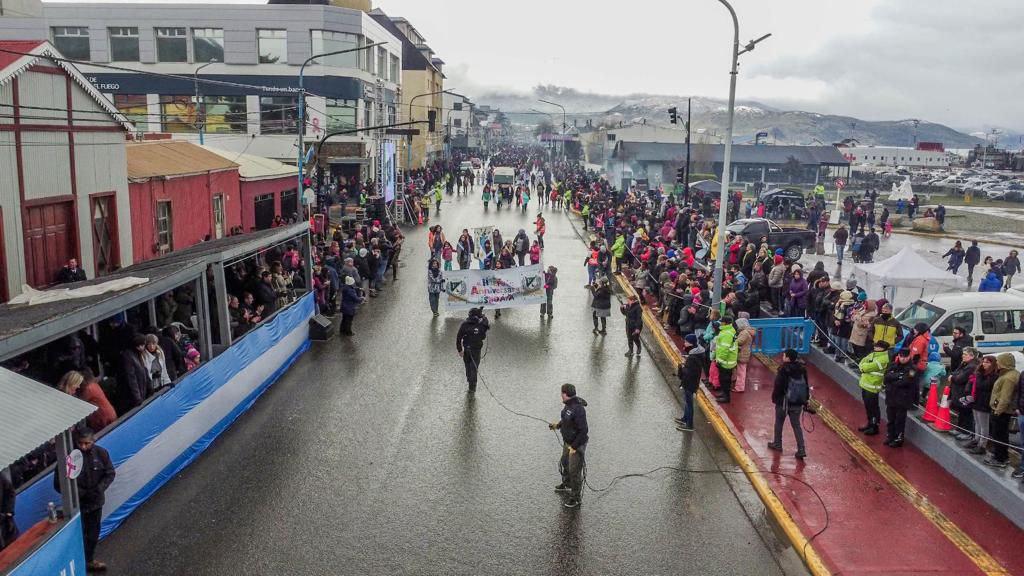 photo_5168376791910427825_y