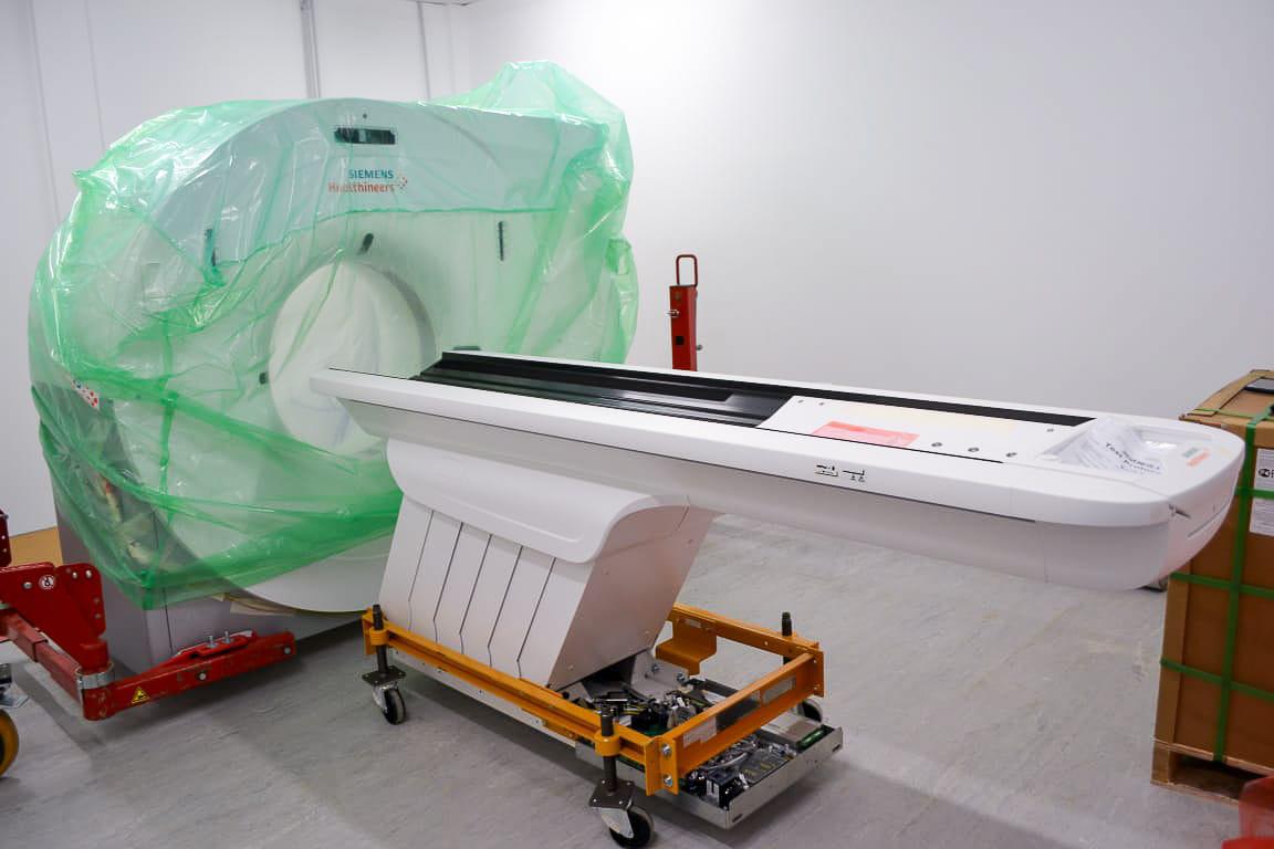 photo_5168351004926782301_y