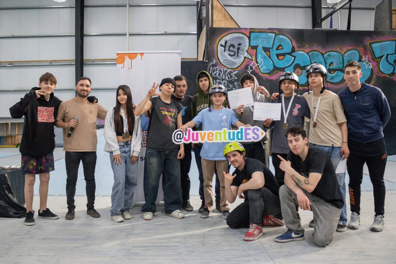 photo_4969986316863385168_y