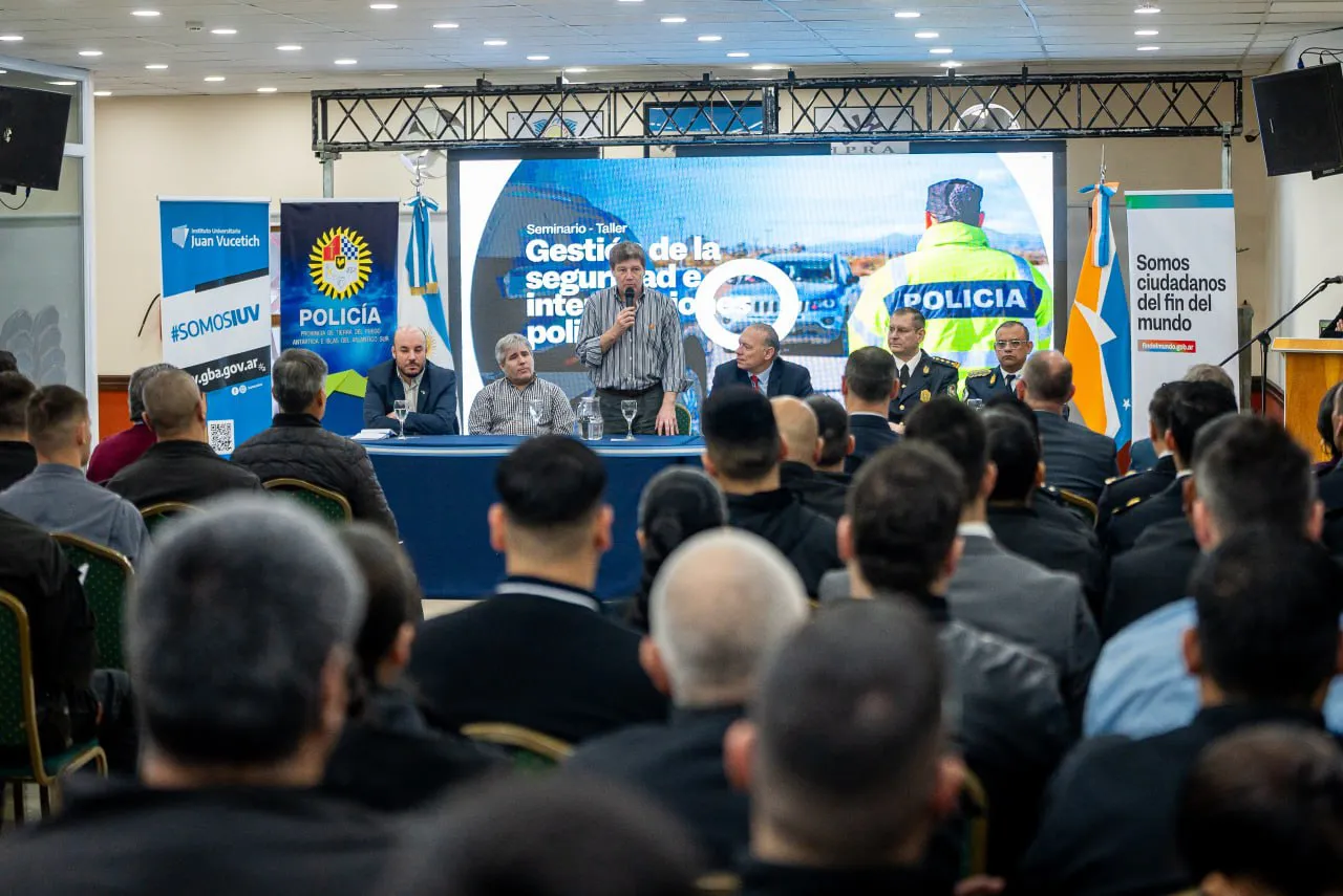 photo_5152488535360211766_y