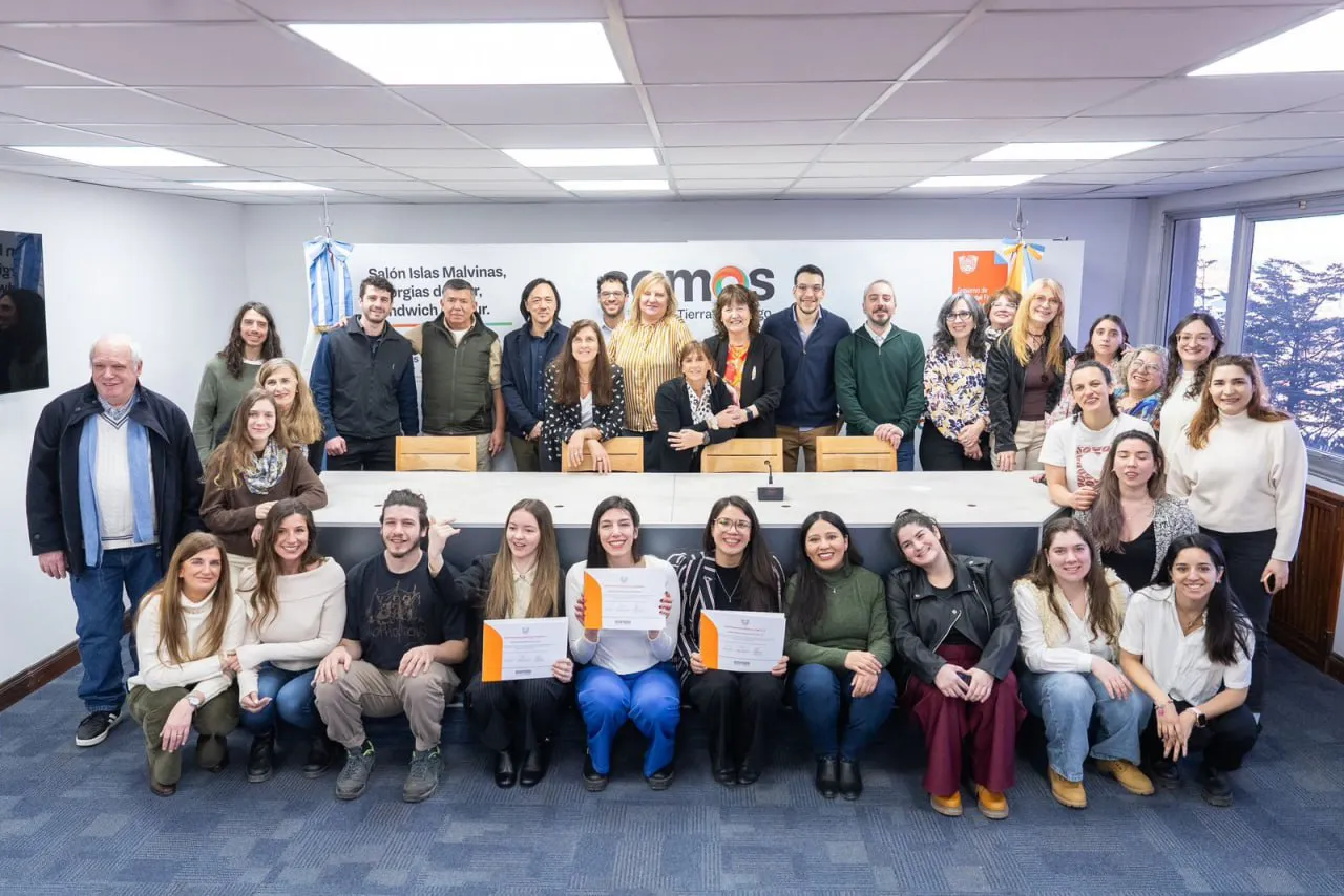 photo_5021858174495469475_y