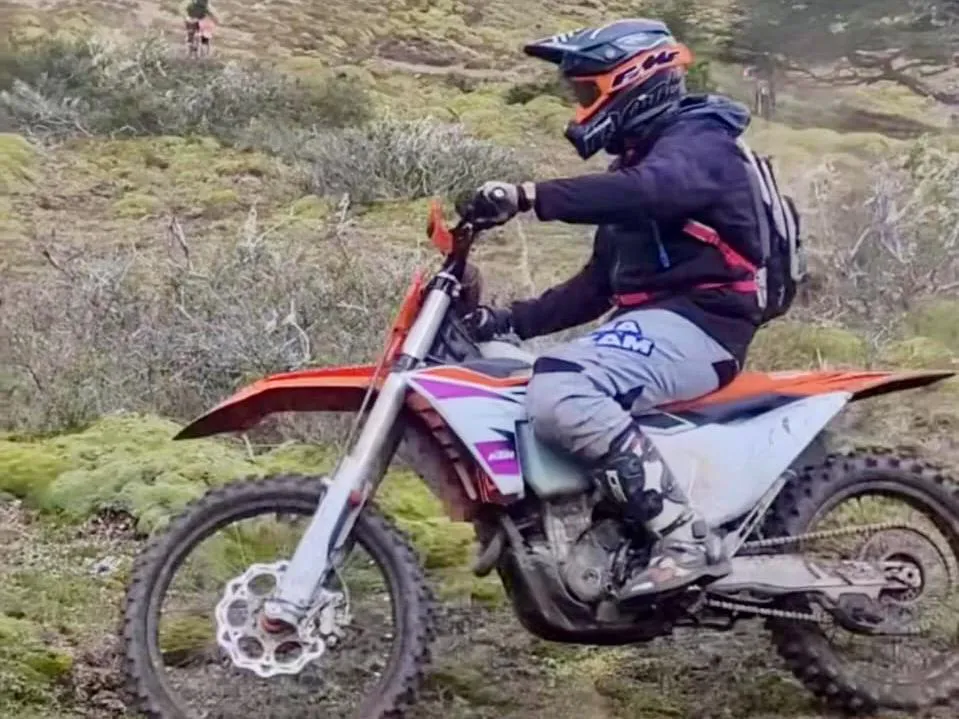 photo_5116364329937734650_y