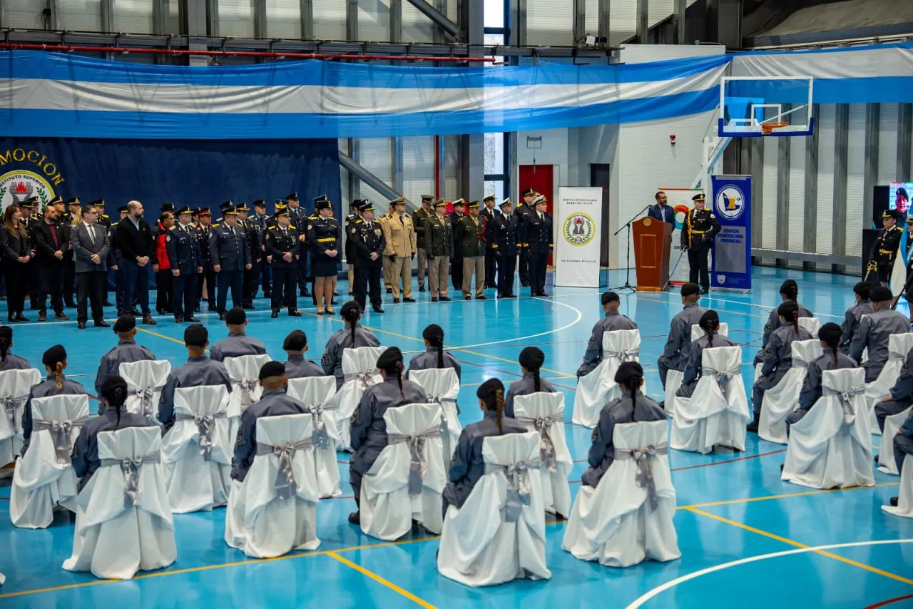 photo_5051041167306763826_y