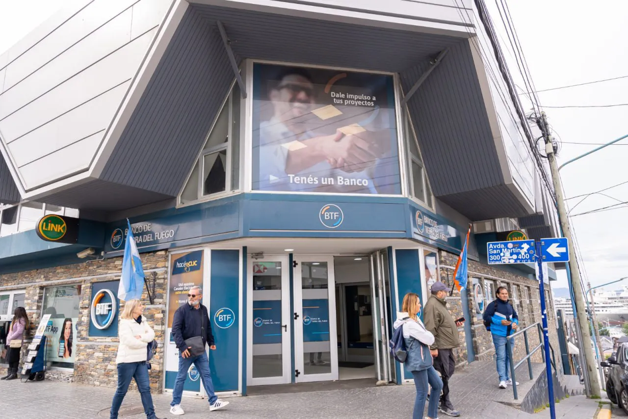 photo_5033082684980267819_y