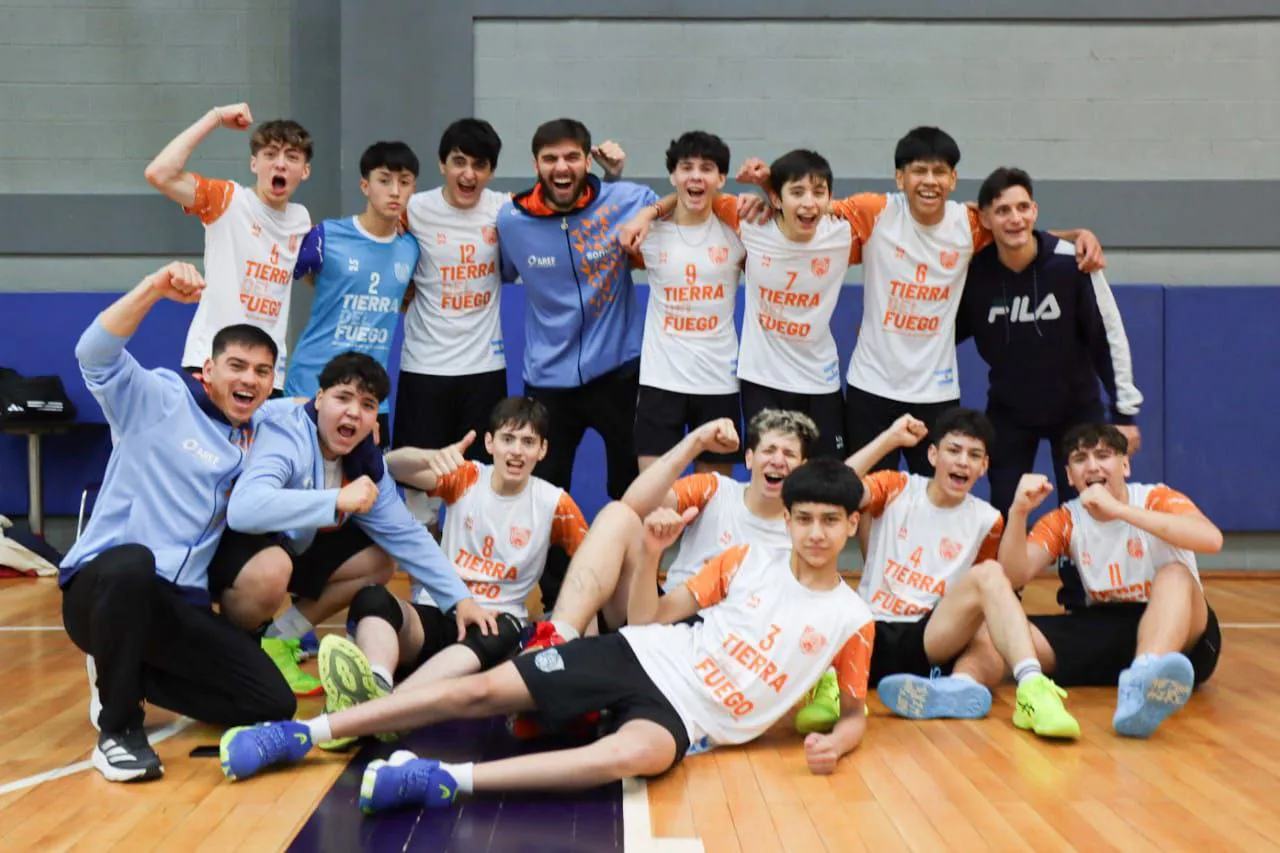 photo_4929503677413174531_y