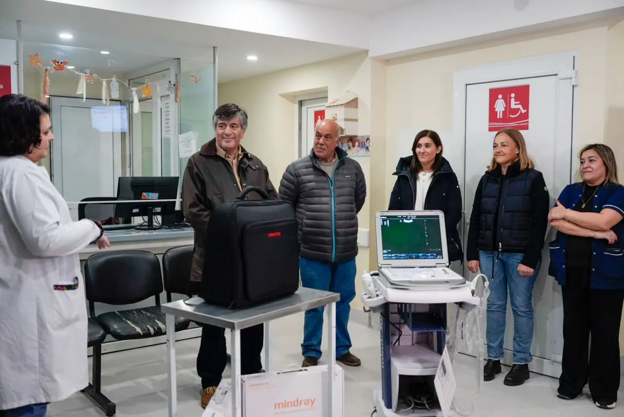 photo_5161290521073790456_y