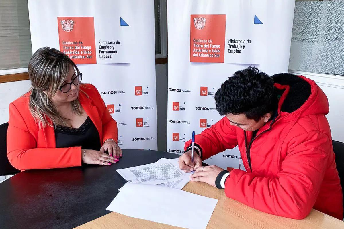 photo_5177125399774211714_y