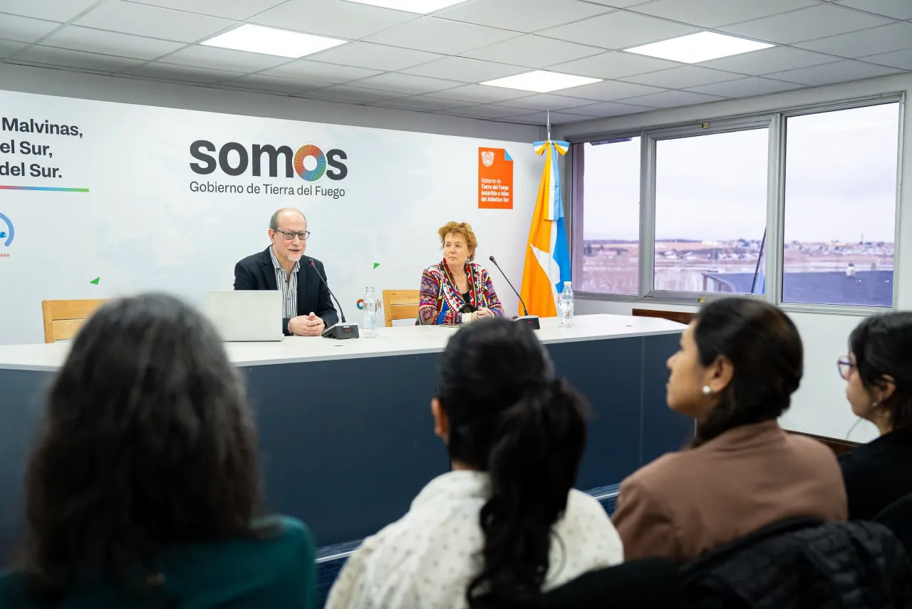 photo_5107251891095580240_y