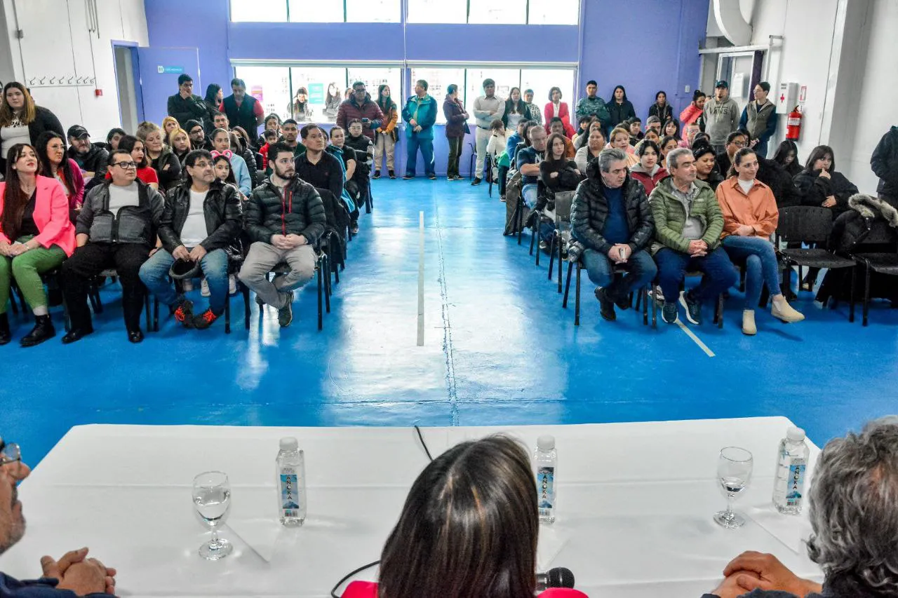 photo_5148174515585527023_y