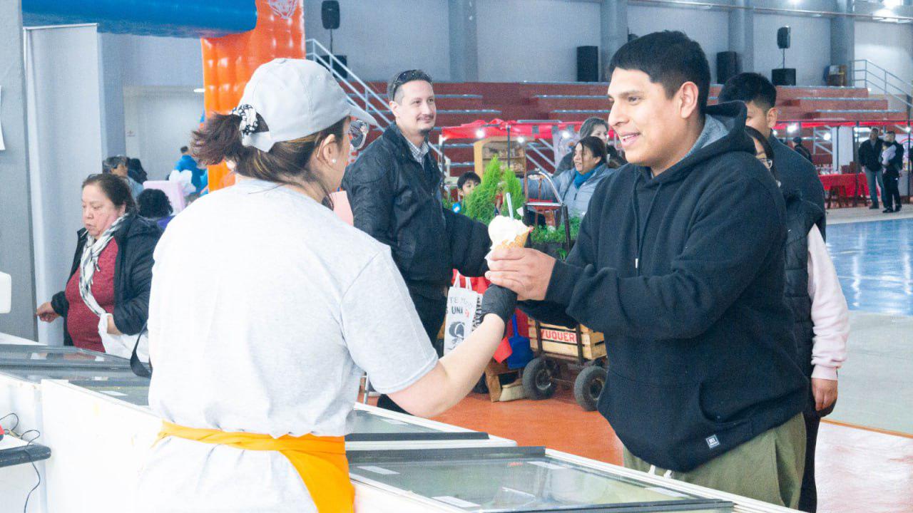 f52ae560-0a79-4bd0-a0da-fe53b448af53