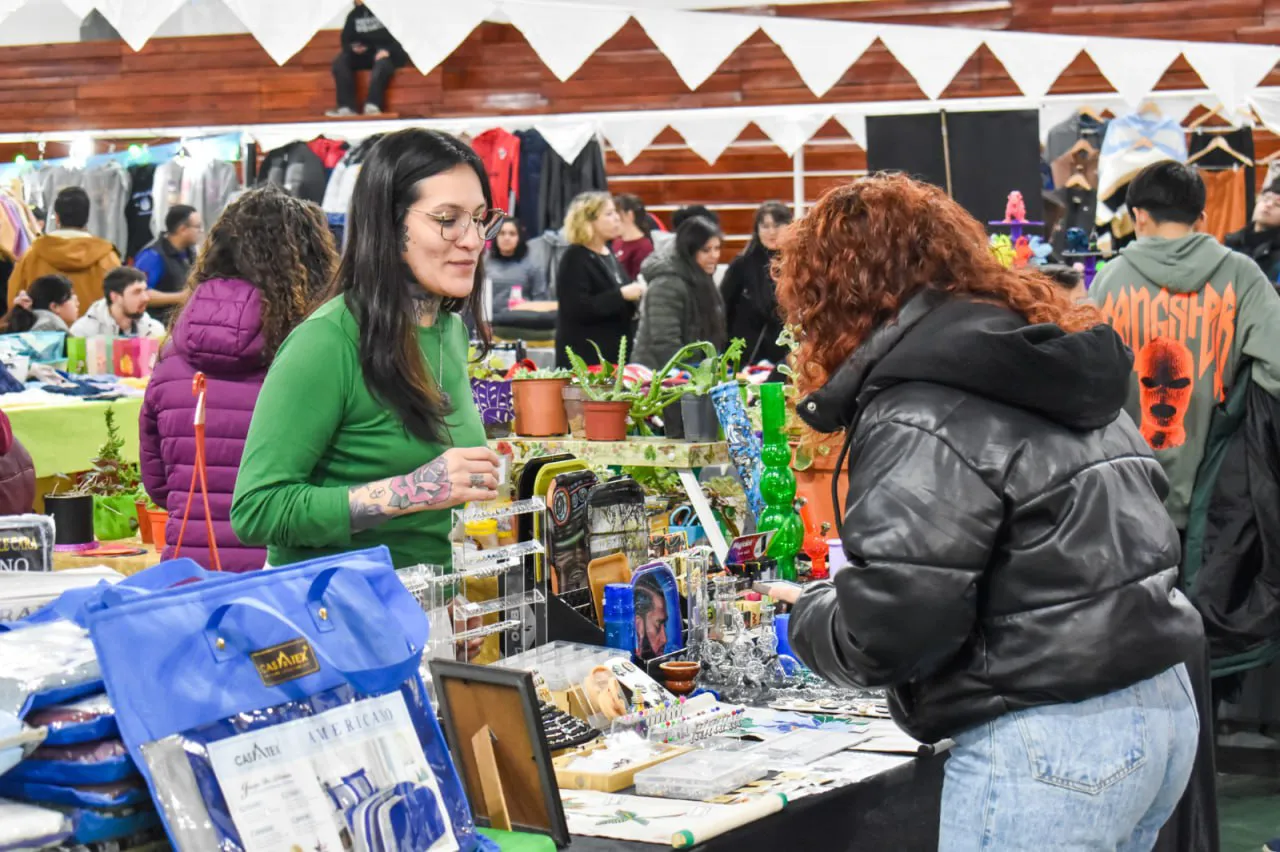 photo_5172431438606348804_y