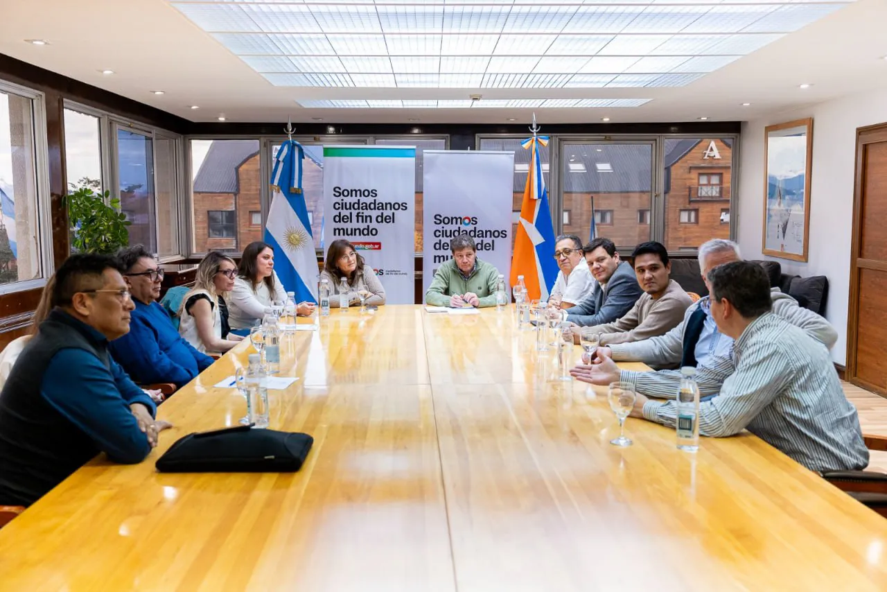 photo_5085121049900724355_y