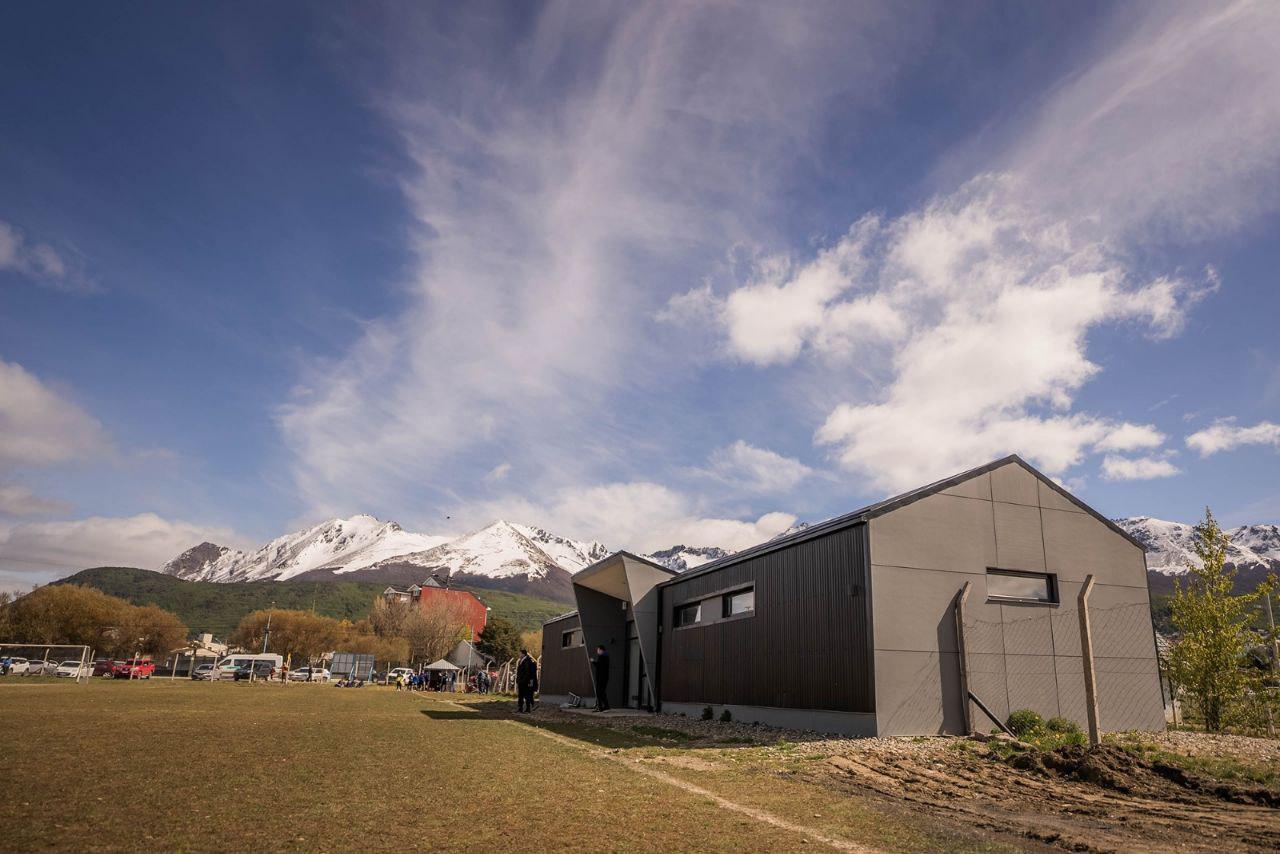 photo_5044414926122232774_y