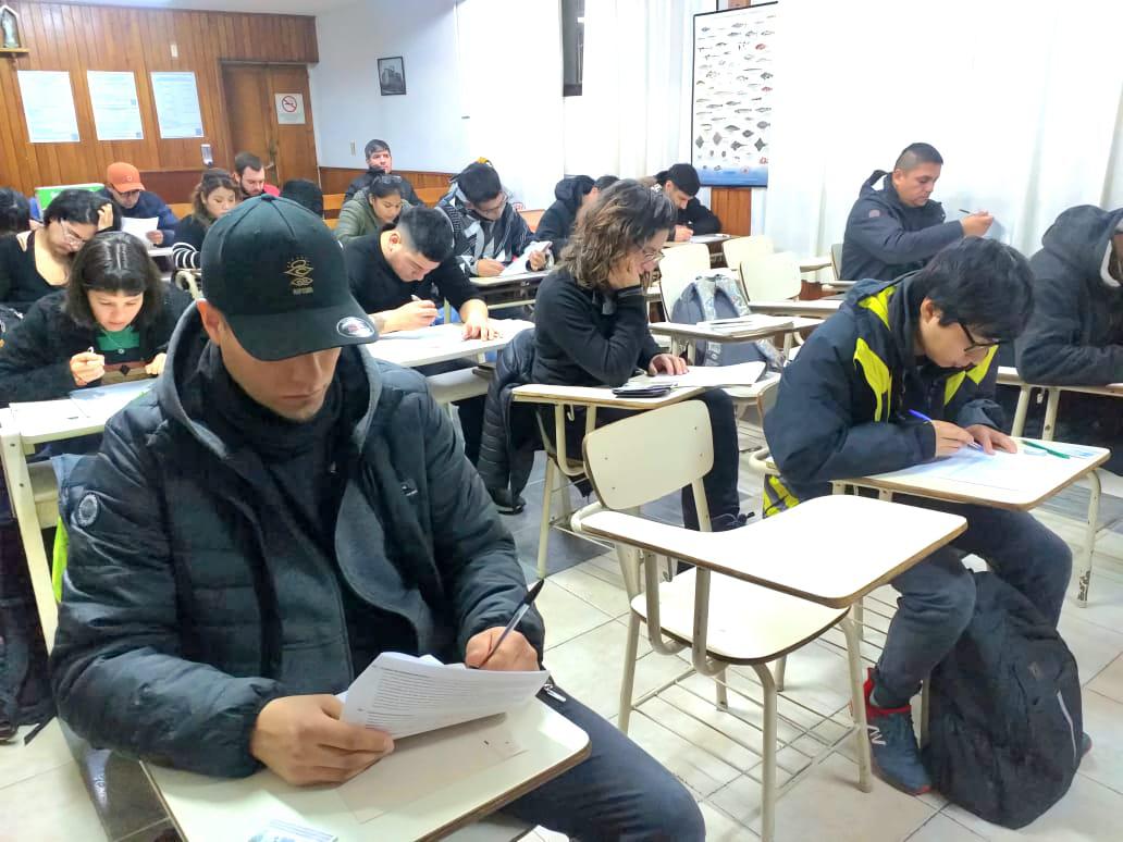 photo_5098296167023881229_y