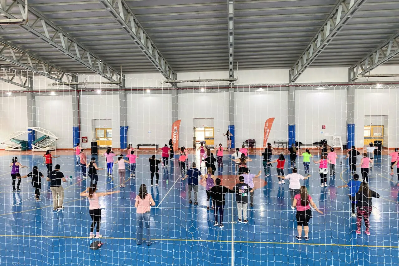 photo_5152488535360211812_y