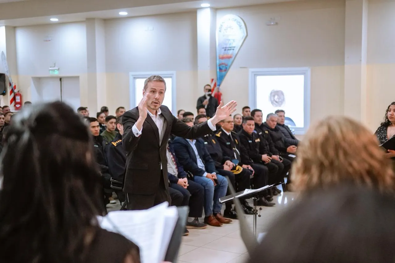 photo_4980994103298427654_y