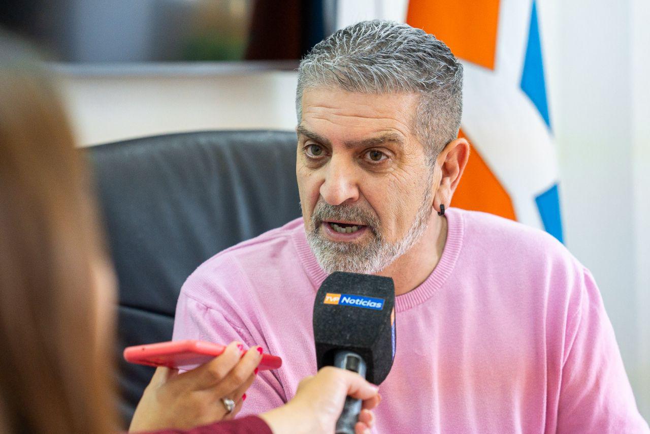 photo_5046780293461159701_y