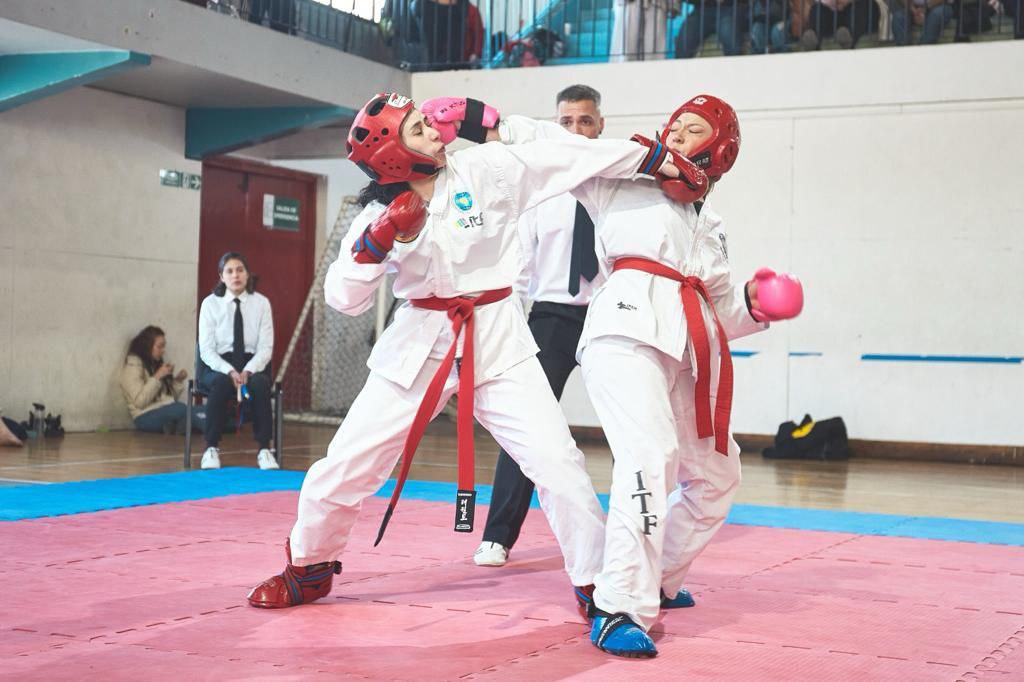 photo_5168221769360845831_y