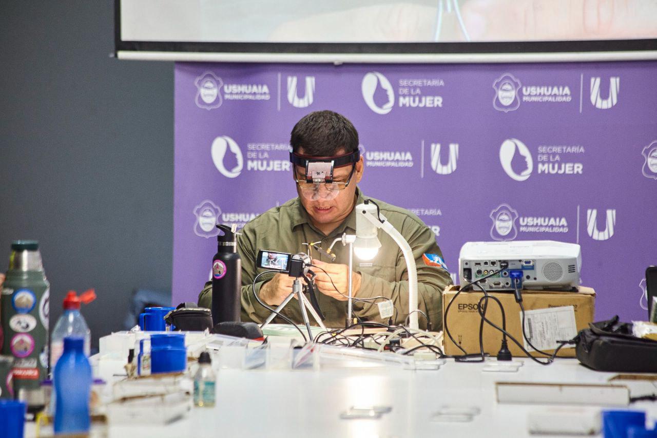 photo_4974617451249643095_y