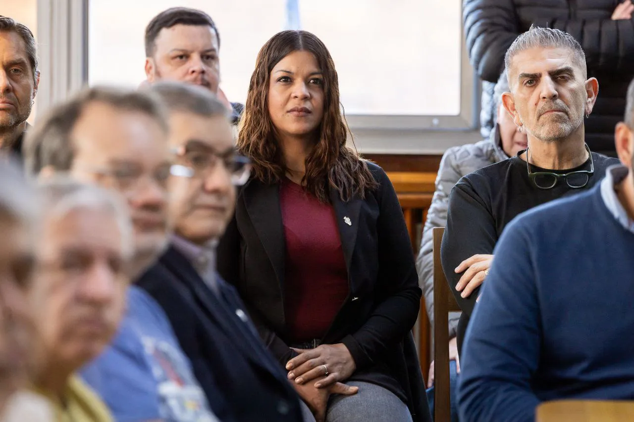 photo_5046461907535507131_y