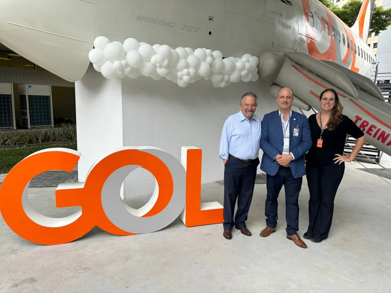 photo_4906943116150419782_y