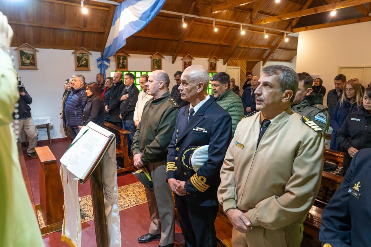 photo_4987939374649945342_y