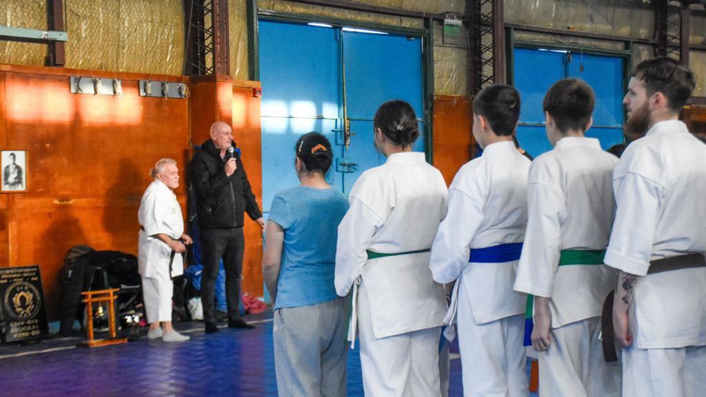 photo_5019446279775825306_y