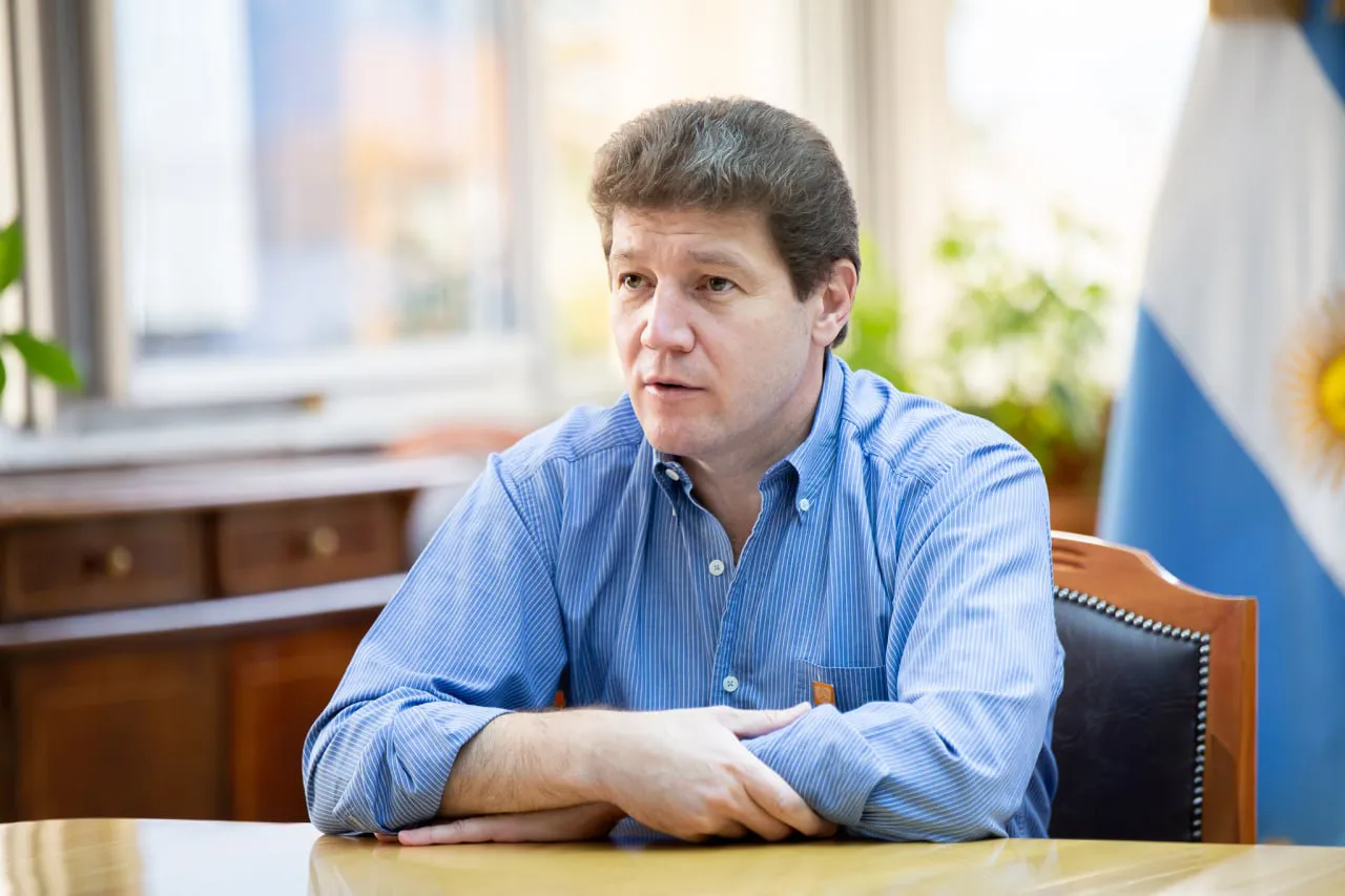 photo_5136665407686553502_y