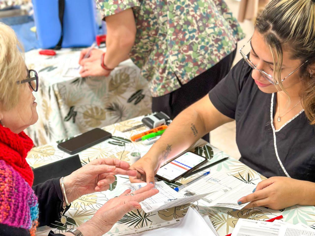 photo_4985612430088449246_y