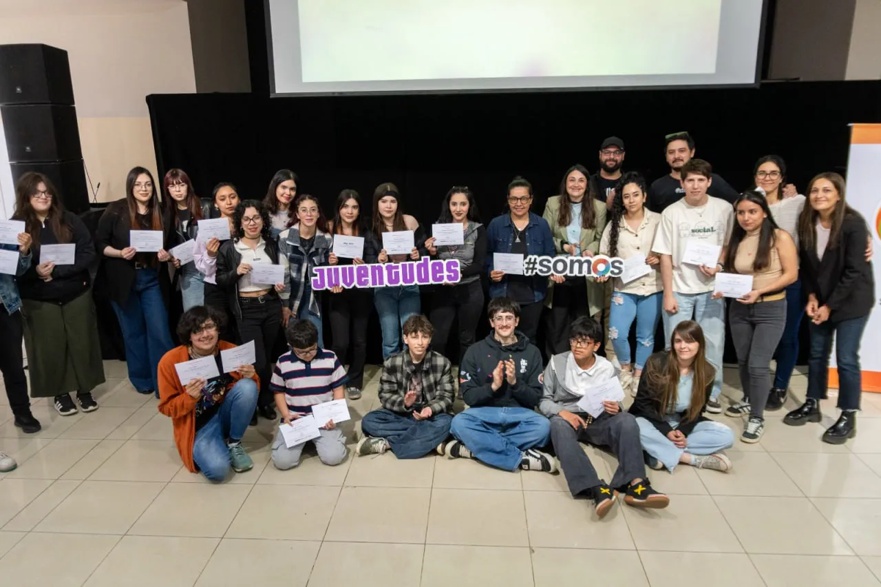 photo_5001621010154982225_y