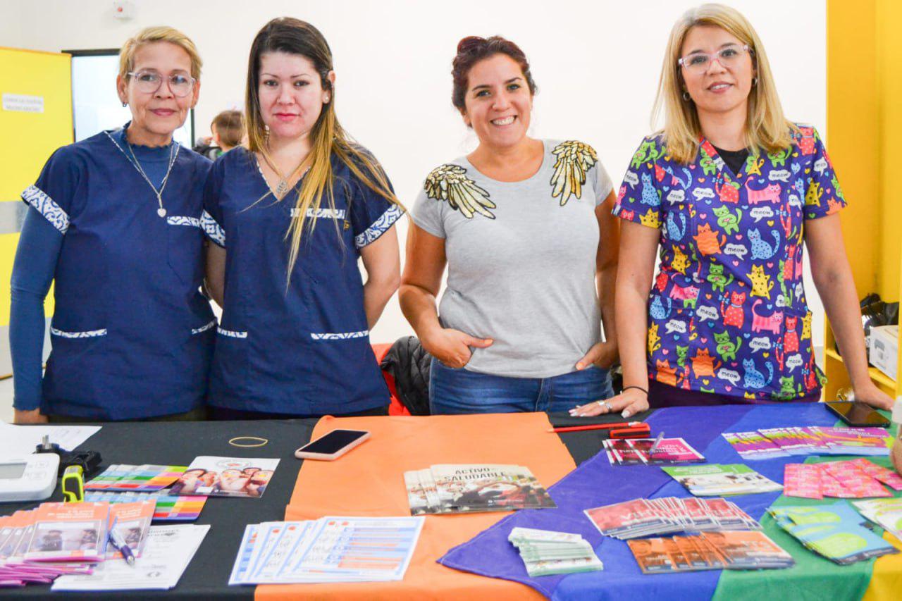 photo_5172505539677105248_y