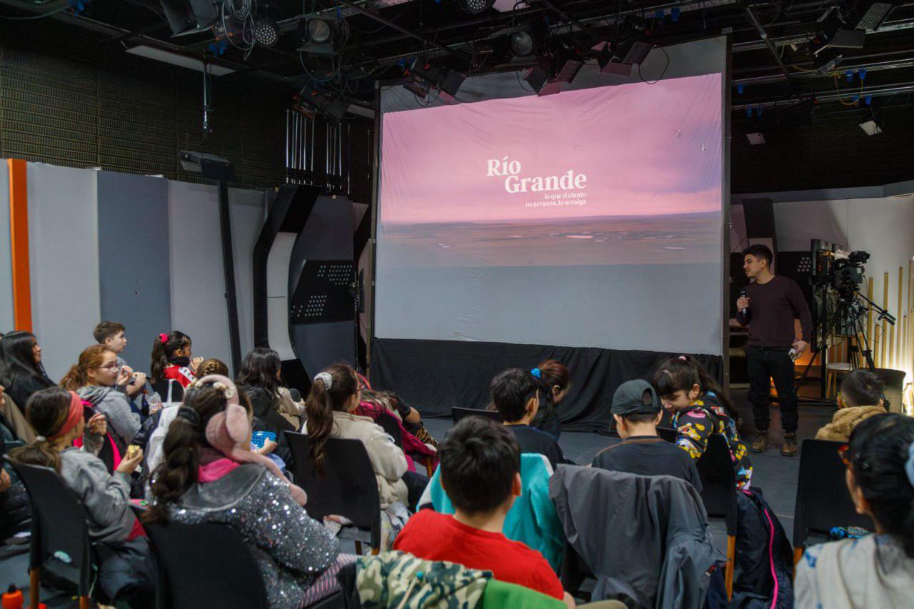 photo_5001368624988008039_y