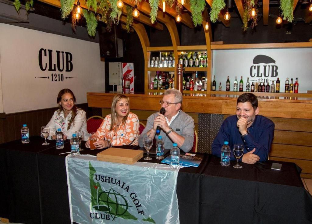 photo_5096011119868357493_y