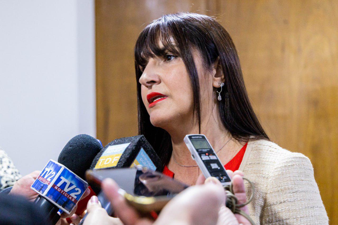 photo_4925027483972119704_y