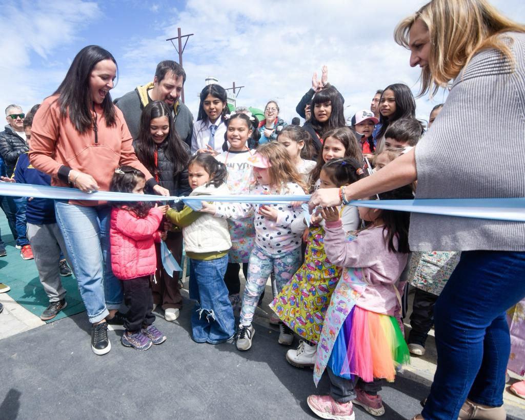 photo_5163597747440430085_y