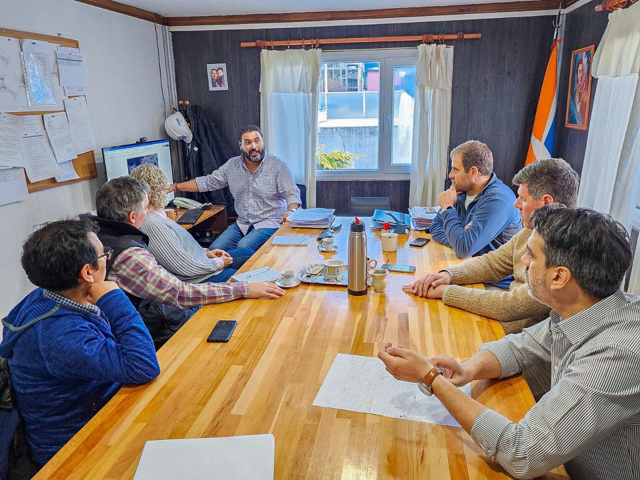 photo_5112127138538039935_y