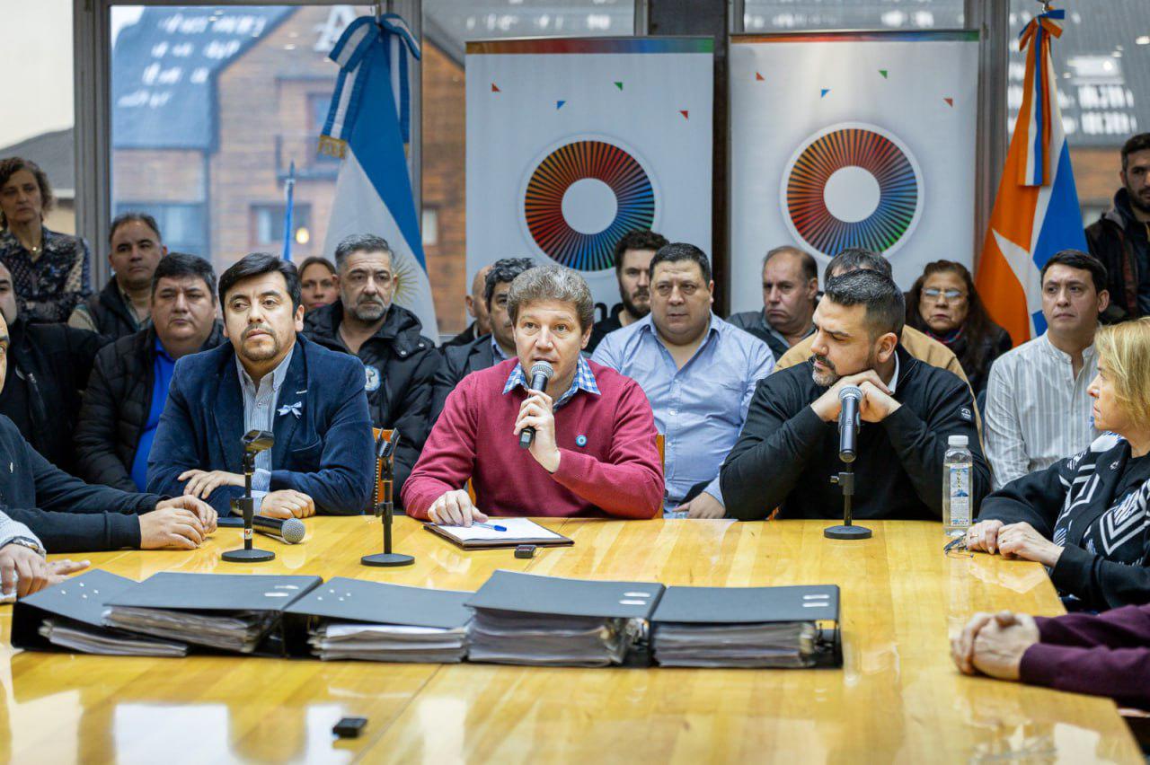 photo_5080398175013022995_y