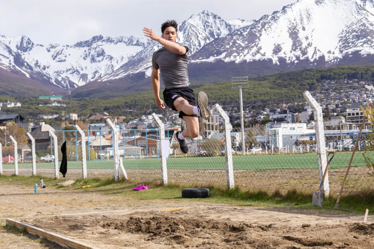 photo_5163736298794191678_y