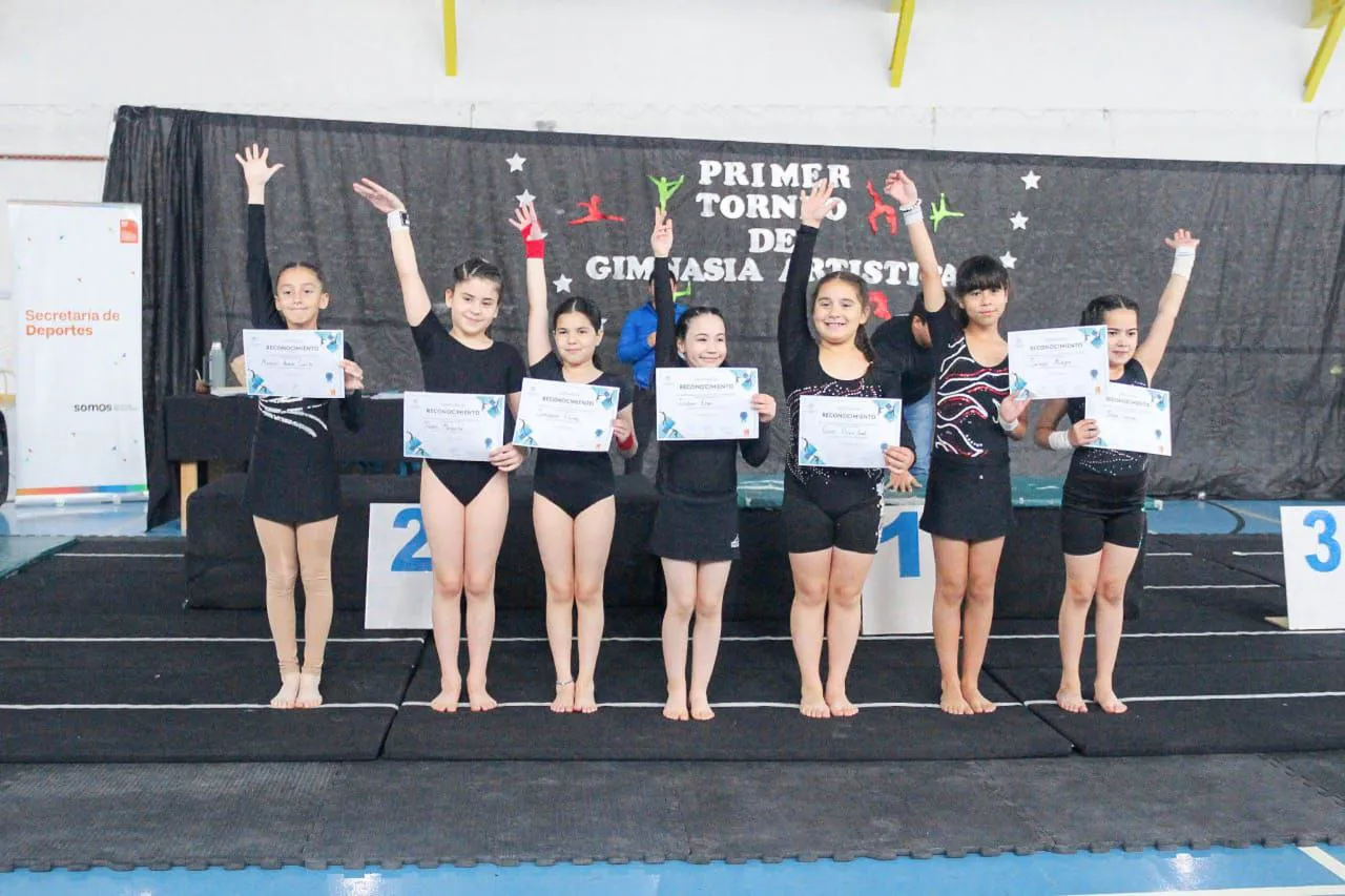 photo_5163471604250947276_y