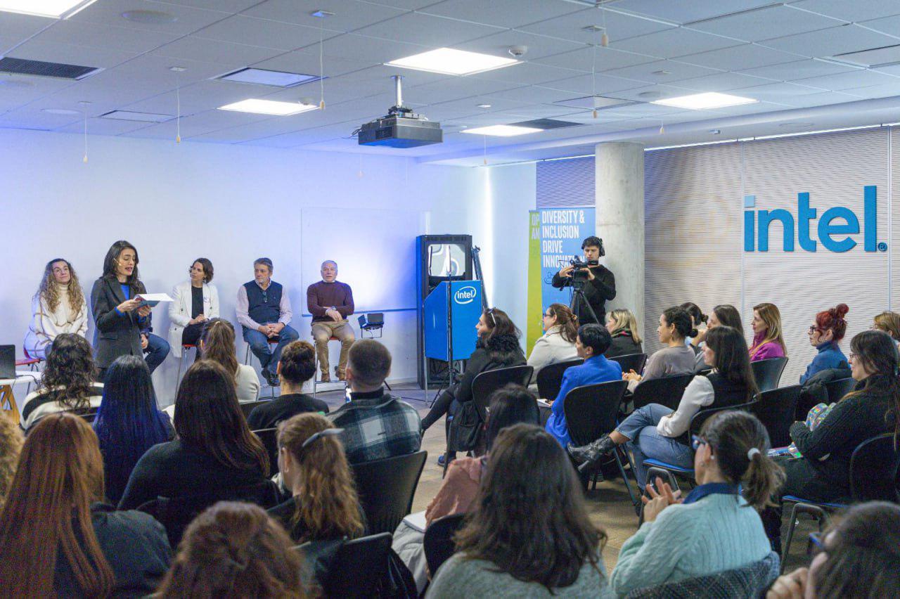 photo_4917949068630666360_y