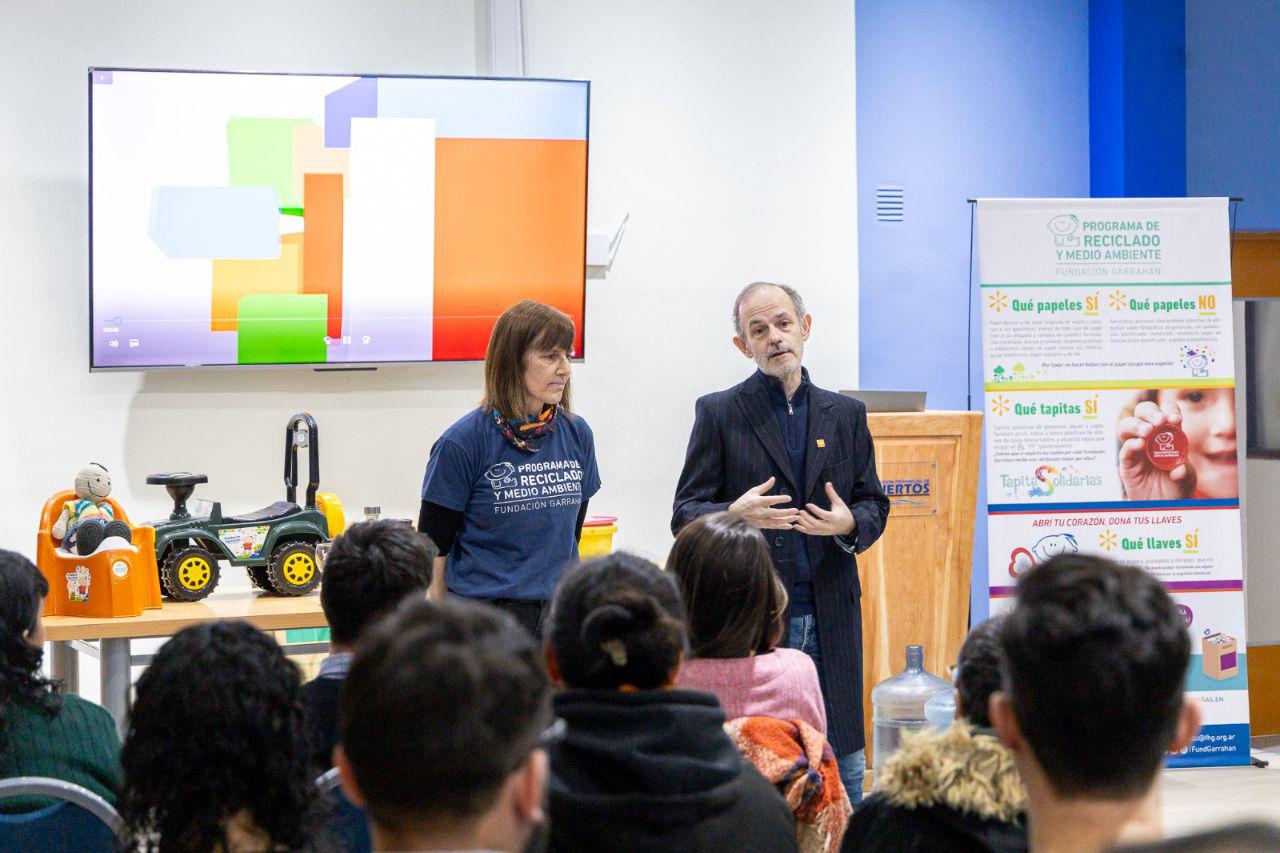 photo_5168351004926782363_y