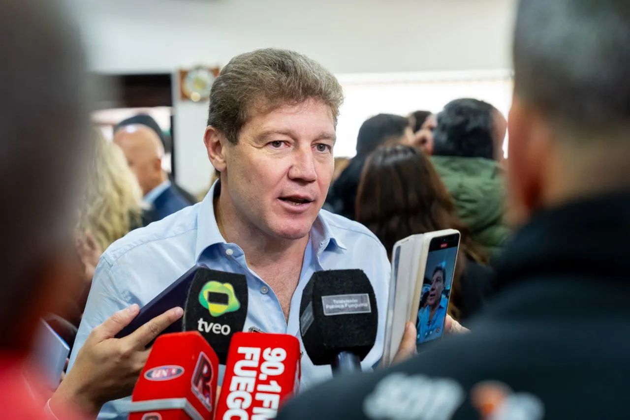 photo_4943096050609139682_y