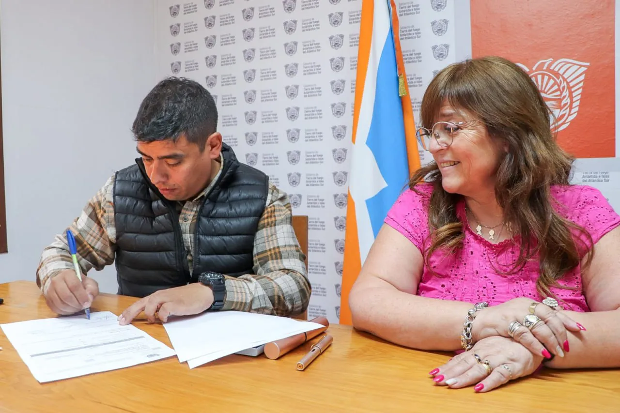 photo_4909132484319491236_y