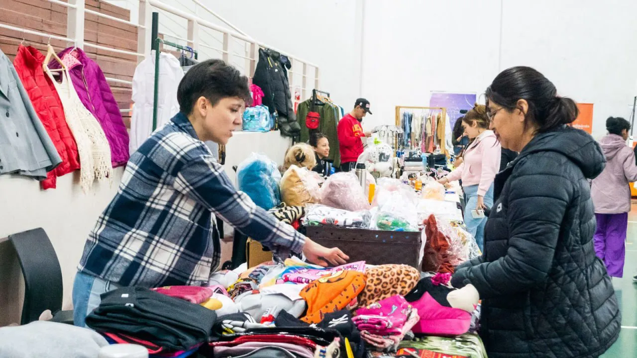 photo_4987804684475543233_y