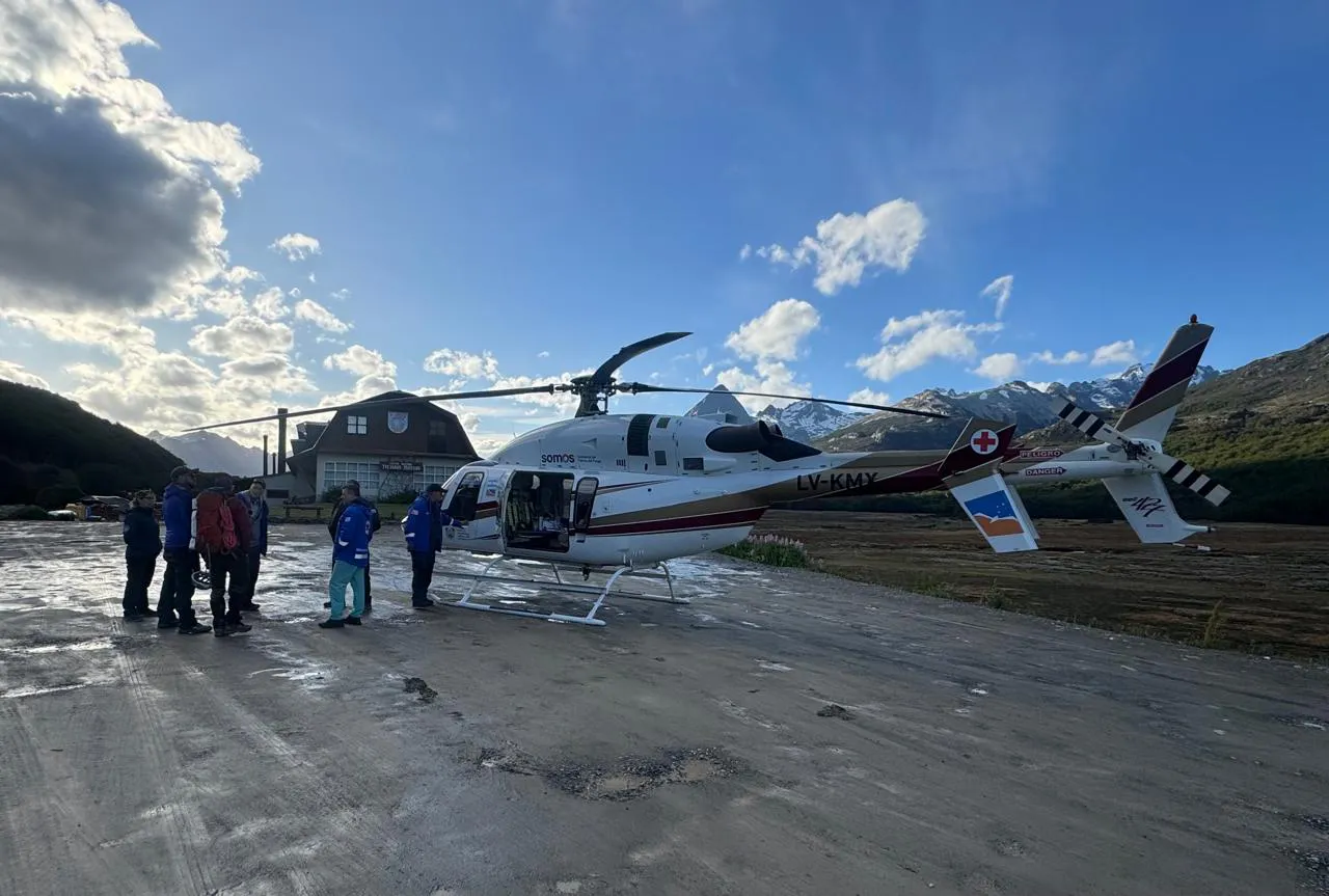 photo_5132349077226982359_y